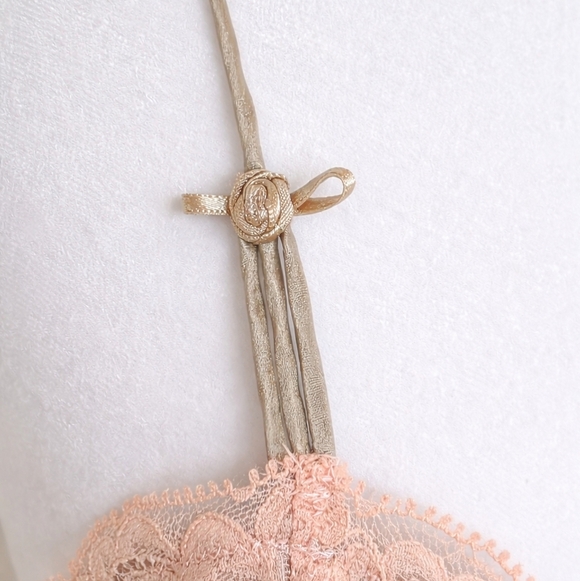 GAP Body 100% Silk Lace Cami | Blush Nude Y2K Coquette Slip Top M - Picture 4 of 7
